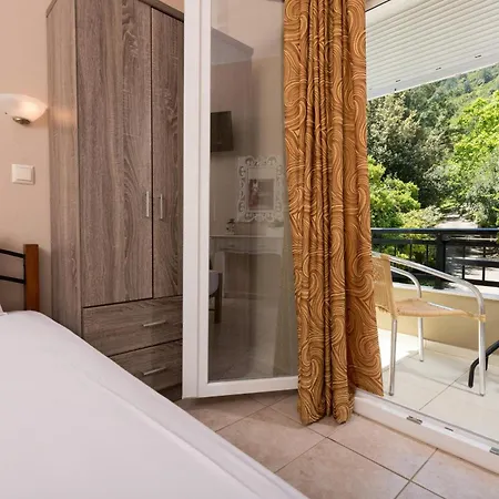 Dimitreli Eleni * Kinira