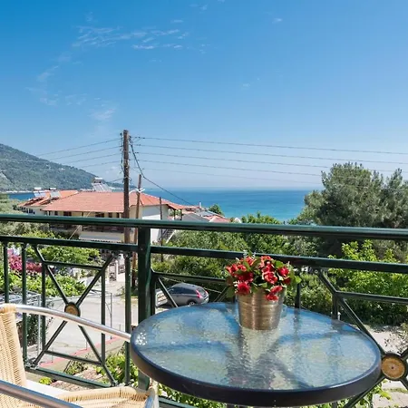 Dimitreli Eleni Apartment Koinira